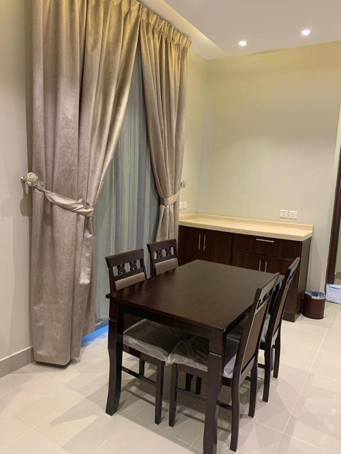 Arcadia Hotel Suites Yarmouk Riadh Exterior foto